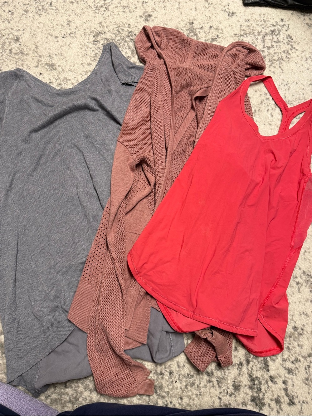 Lululemon Mixed Clothing Lot 11 Pieces Multiple Sizes Flawed Stains Pilling - Picture 11 of 15